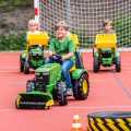 rollyx-trac-premium-john-deere-traktor-na-pedaly-lyzka-ciche-kola-3-10-lat-do-50kg-rolly-toys-zielony2.jpg