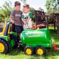 rolly-toys-rollytanker-john-deere-cysterna-dwuosiowa-pompka4.jpg